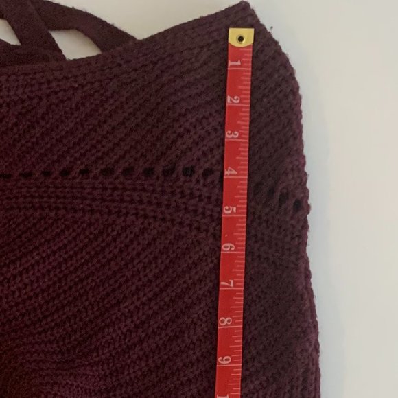 EUC Women's Charlotte Russe Sweater/Drop Shoulder Size Small Burgundy - Picture 12 of 13